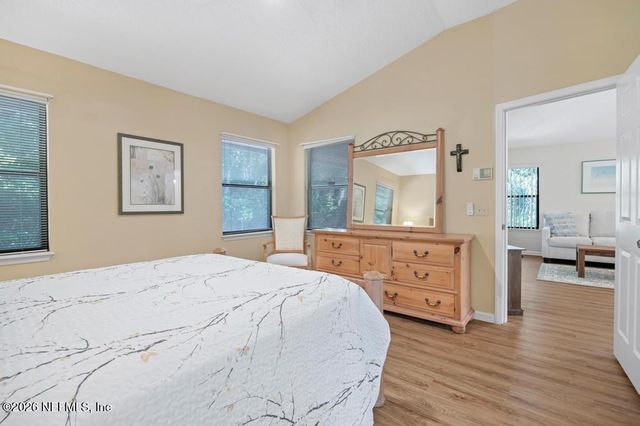 7594 BAYMEADOWS Circle W, Jacksonville, FL 32256