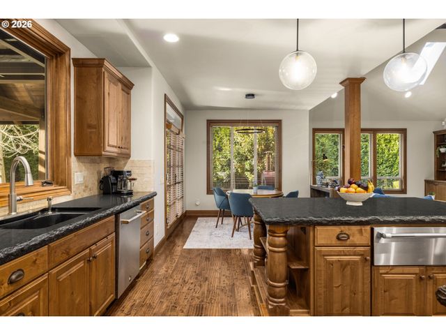 11811 Sw TOOZE Rd, Wilsonville, OR 97070