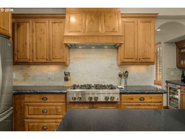 11811 Sw TOOZE Rd, Wilsonville, OR 97070