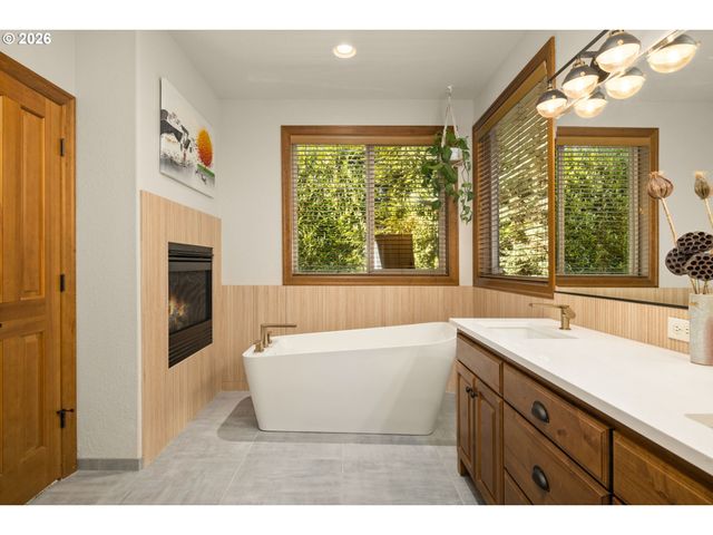 11811 Sw TOOZE Rd, Wilsonville, OR 97070