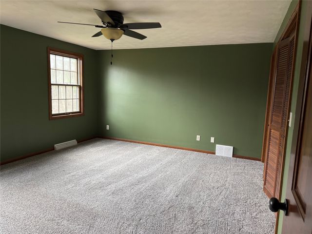 1165 LEE Road, Waterford, PA 16441