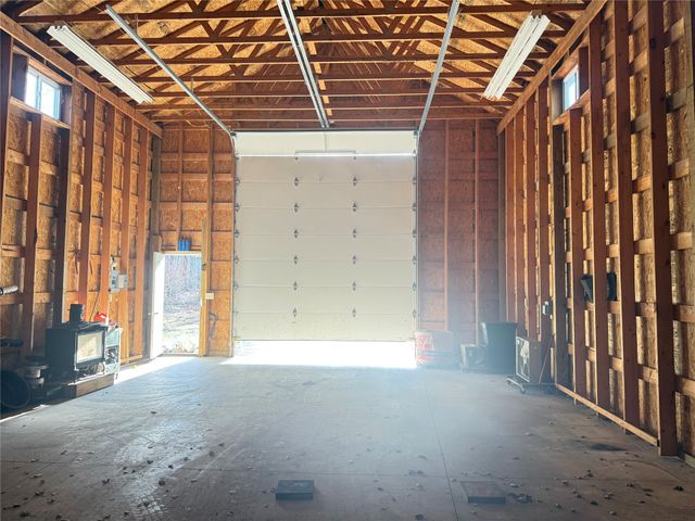 1165 LEE Road, Waterford, PA 16441