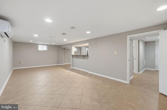 9017 RHODE ISLAND AVE, College Park, MD 20740
