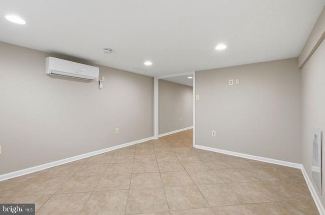 9017 RHODE ISLAND AVE, College Park, MD 20740