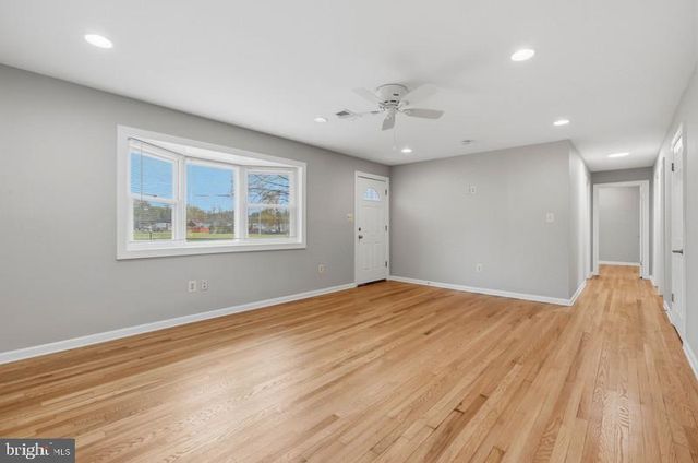 9017 RHODE ISLAND AVE, College Park, MD 20740