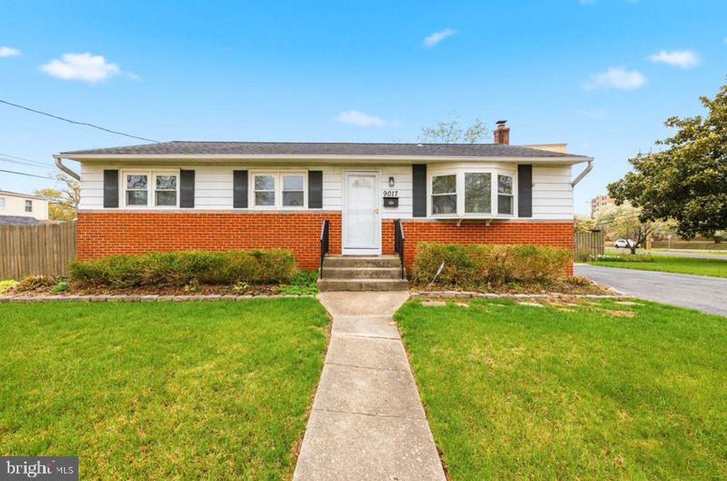 9017 RHODE ISLAND AVE, College Park, MD 20740