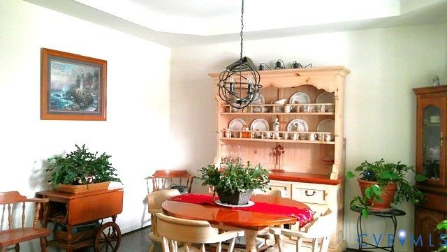 11900 James Overlook Ct, Chester, VA 23836