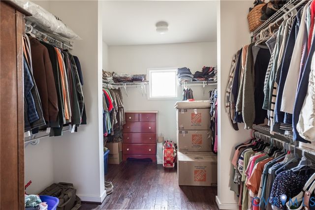 11900 James Overlook Ct, Chester, VA 23836