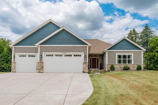 W218N9691 Happy Hollow LANE, Germantown, WI 53022