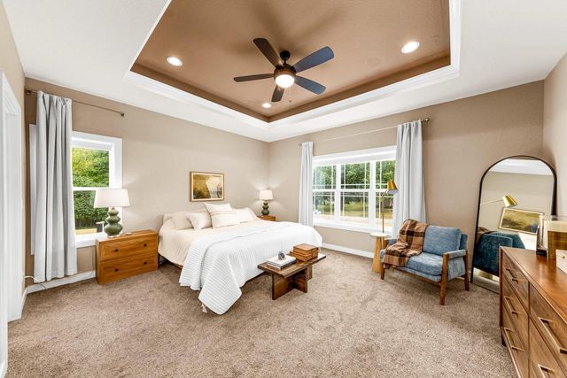 W218N9691 Happy Hollow LANE, Germantown, WI 53022