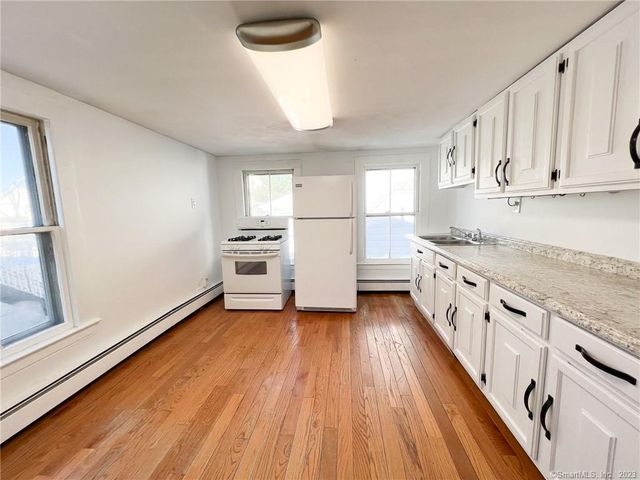 12 Blackall Road 2, Milford, CT 06460