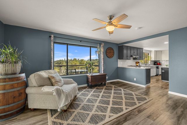 3301 Ahwahnee Way, Cool, CA 95614