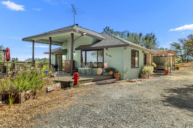 3301 Ahwahnee Way, Cool, CA 95614