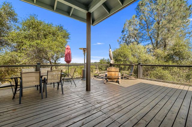 3301 Ahwahnee Way, Cool, CA 95614