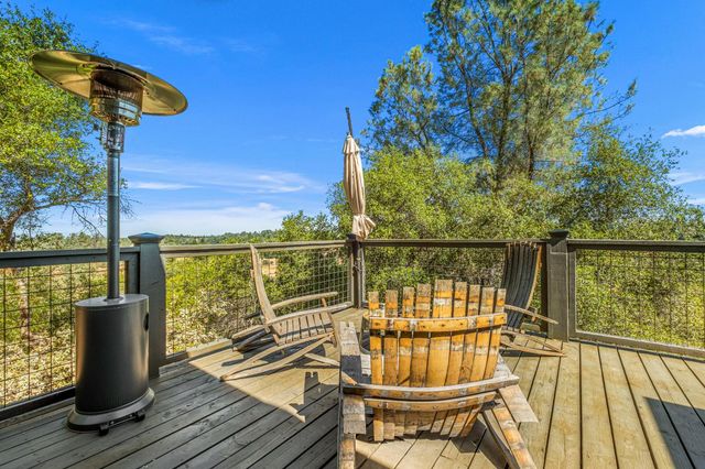 3301 Ahwahnee Way, Cool, CA 95614
