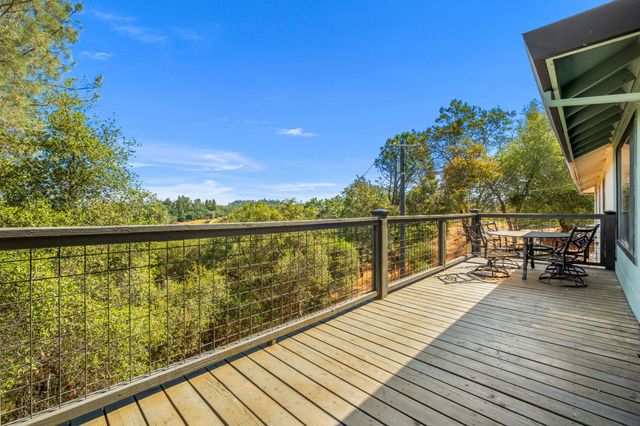 3301 Ahwahnee Way, Cool, CA 95614