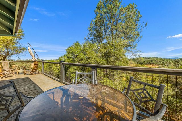 3301 Ahwahnee Way, Cool, CA 95614