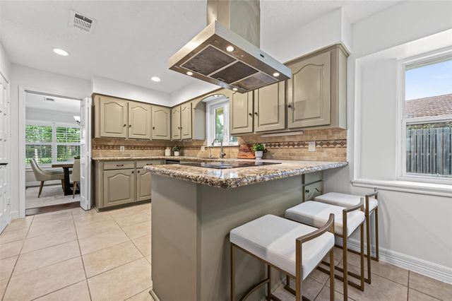 602 Patchester Drive, Houston, TX 77079