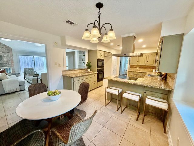 602 Patchester Drive, Houston, TX 77079