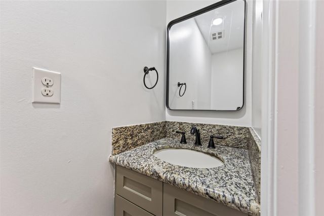 602 Patchester Drive, Houston, TX 77079