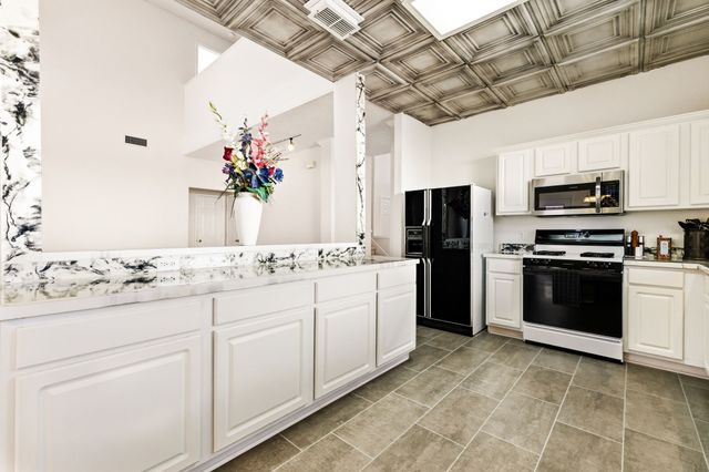 772 Poplar Court, Lake Dallas, TX 75065