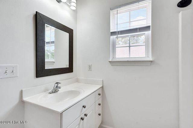 280 Crystal Road, Southport, NC 28461