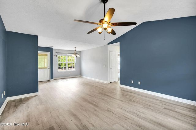 280 Crystal Road, Southport, NC 28461