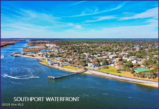 280 Crystal Road, Southport, NC 28461
