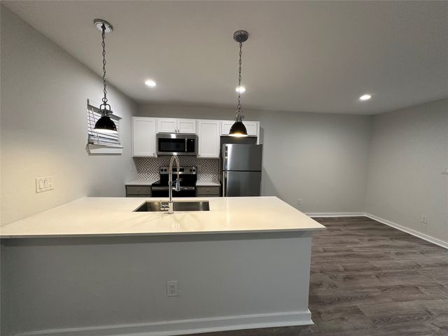 5018 San Jacinto Street 107, Dallas, TX 75206