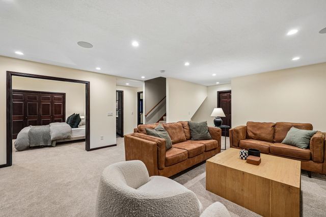 13496 73rd Avenue N, Maple Grove, MN 55311