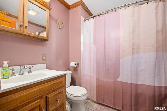 1500 HIGHWOOD Avenue, Pekin, IL 61554