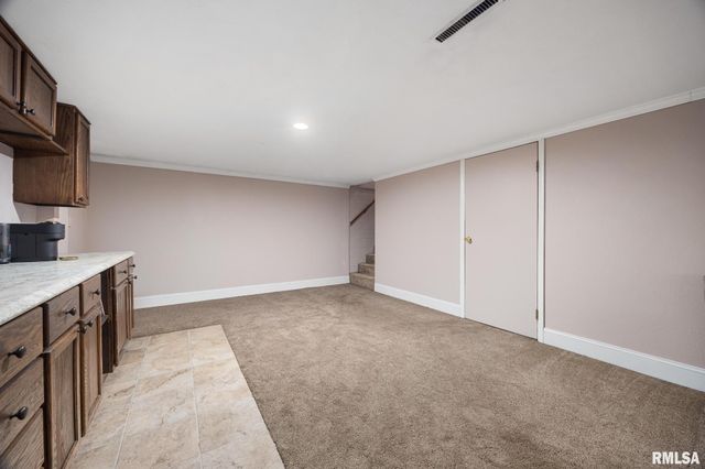 1500 HIGHWOOD Avenue, Pekin, IL 61554