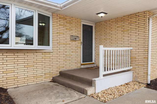 1500 HIGHWOOD Avenue, Pekin, IL 61554