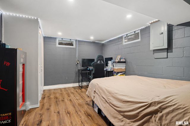 1500 HIGHWOOD Avenue, Pekin, IL 61554