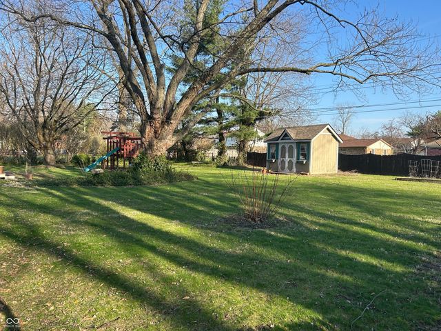 1921 Crossman Drive, Indianapolis, IN 46227