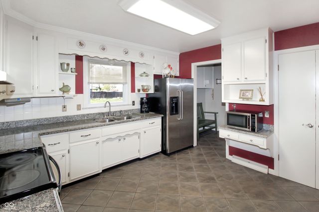 1921 Crossman Drive, Indianapolis, IN 46227