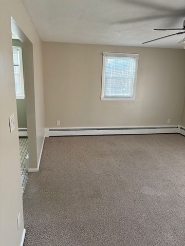 22 Laurel Lane 2, Lincoln, RI 02865