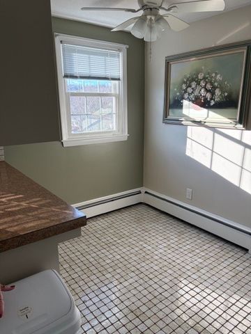 22 Laurel Lane 2, Lincoln, RI 02865