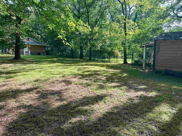 1715 Hobson Avenue, Hot Springs, AR 71913