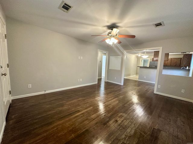 1715 Hobson Avenue, Hot Springs, AR 71913