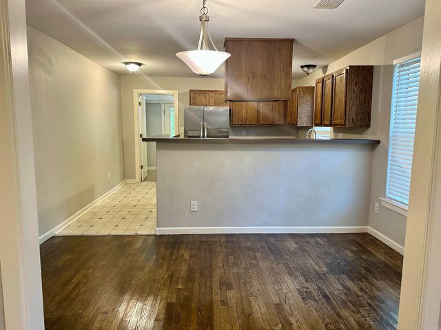1715 Hobson Avenue, Hot Springs, AR 71913