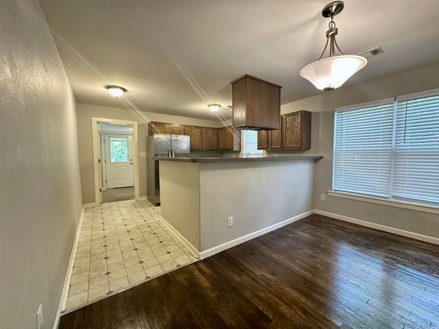 1715 Hobson Avenue, Hot Springs, AR 71913