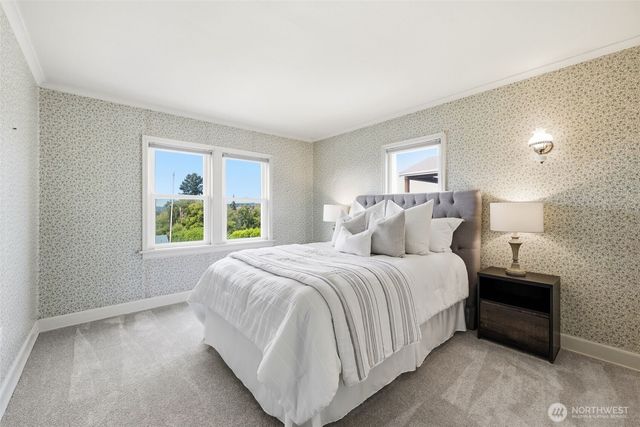 1209 S Sunset Drive, Tacoma, WA 98465