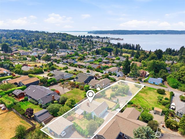 1209 S Sunset Drive, Tacoma, WA 98465