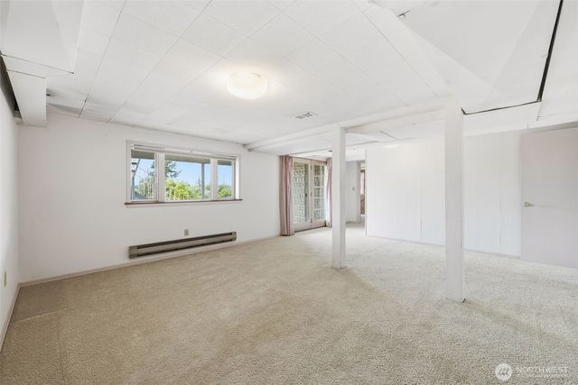 1209 S Sunset Drive, Tacoma, WA 98465