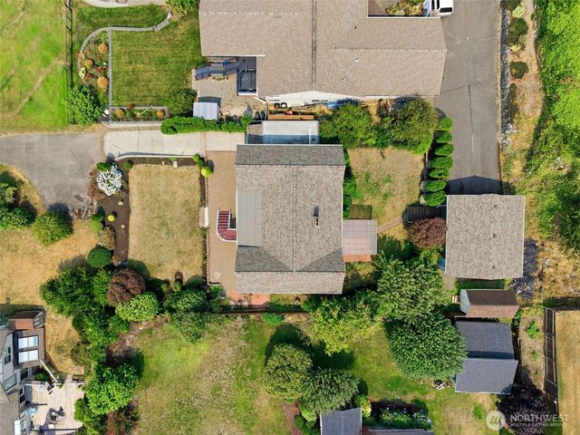 1209 S Sunset Drive, Tacoma, WA 98465