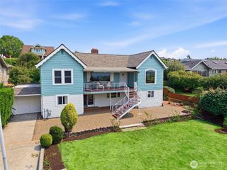 1209 S Sunset Drive, Tacoma, WA 98465