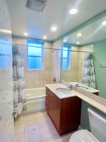 1334 W Estes Avenue 3S, Chicago, IL 60626