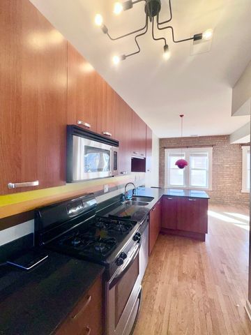 1334 W Estes Avenue 3S, Chicago, IL 60626