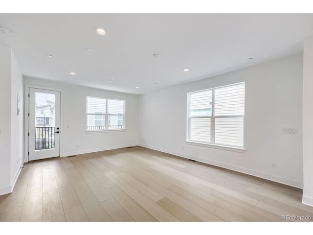 10904 E Hinsdale Cir, Centennial, CO 80112